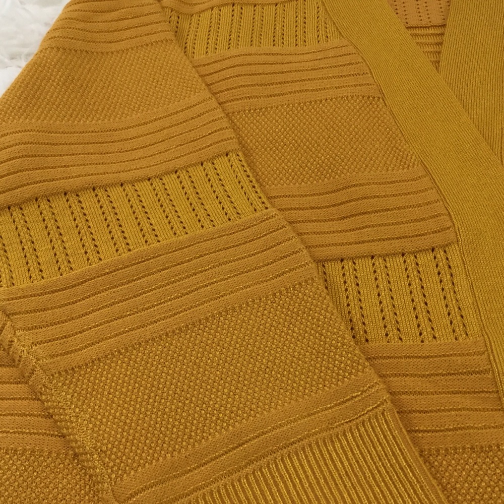 Ava Paige - Yellow open front cardigan - Picture 6 of 10